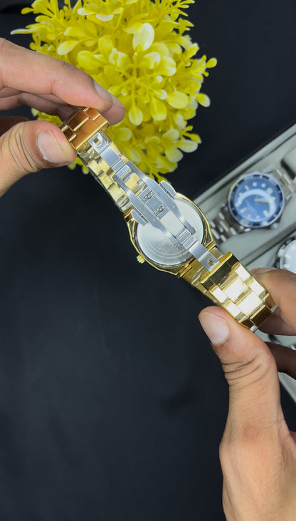 Universe Point (Gold-Black)