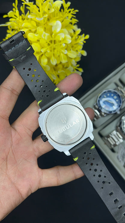 Tubular Spider 🕷️