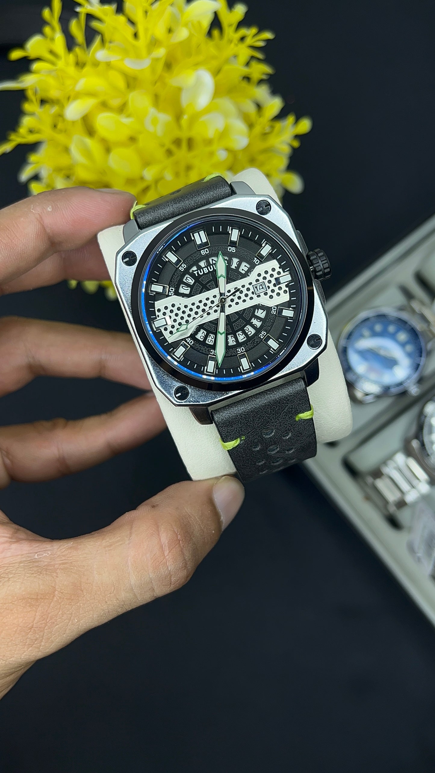 Tubular Spider 🕷️